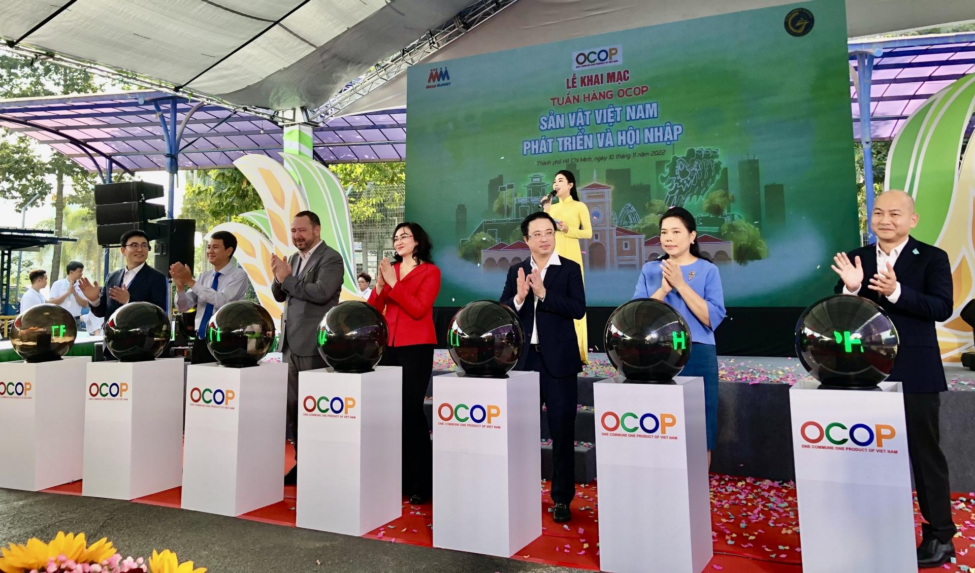 ocop fair launched in hanoi da nang and ho chi minh city